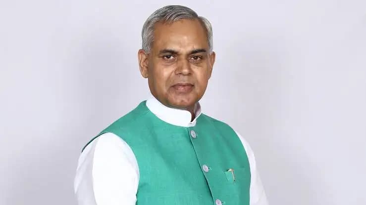 Hon. Acharya Devvrat